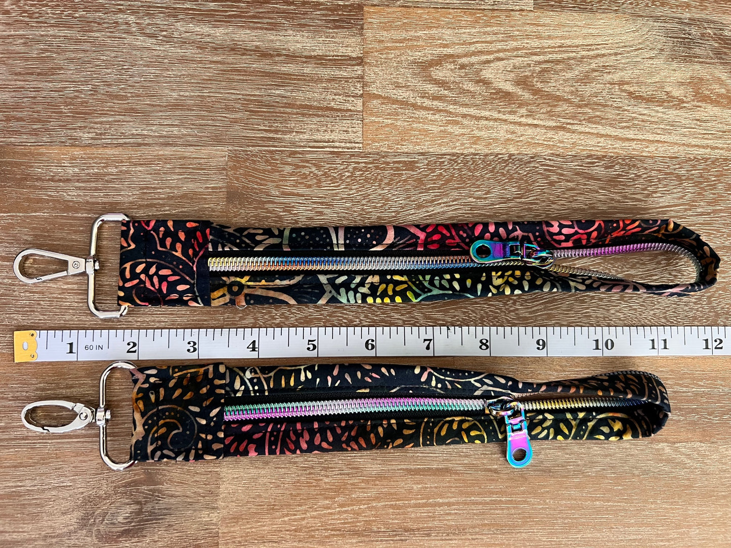 🌈 Nan-Tuckit Zip – Boho Bloom Wristlet 10"