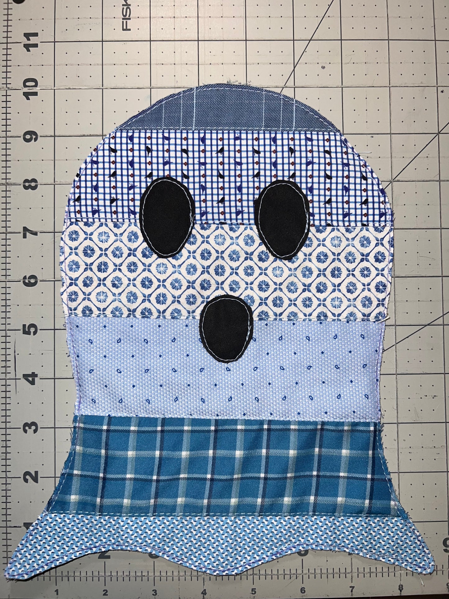 👻 Blue Threads Small Ghost Appliqué – Timeless Textiles with a Playful Spirit