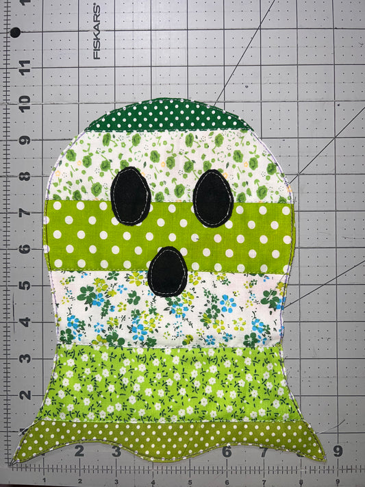 👻 Green Garden Small Ghost Appliqué – Whimsy in Bloom