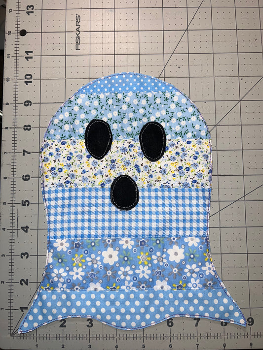 👻 Blue Breeze Small Ghost Appliqué – Sweetly Spooky with a Vintage Twist